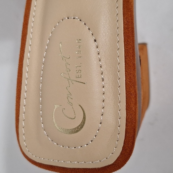 Comfort Est.1946 NEW Faux Suede Bohemian 70's Platform Studded Slip On Heels 8.5 - Picture 10 of 10